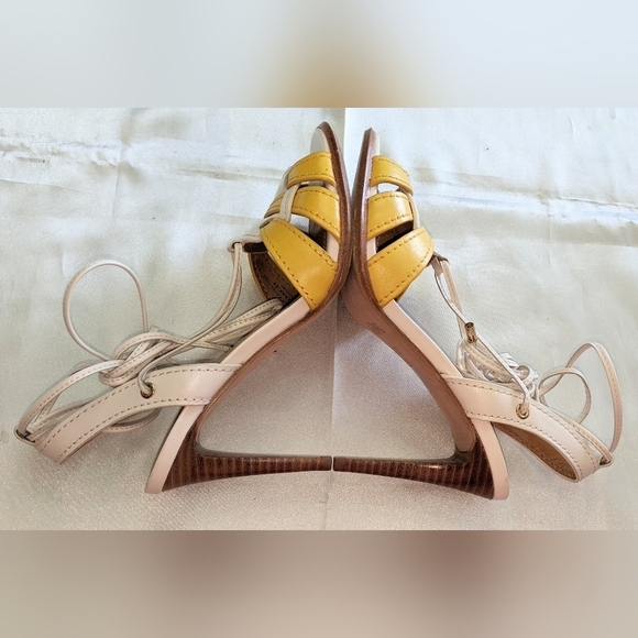 Coach Kiara Women's Strappy Slingback Ankle Wrap Heels Size 5B Yellow & White - Picture 5 of 11